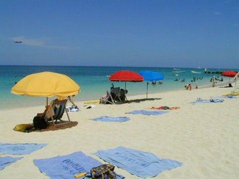 jamaica-get-away-travels-doctor-s-cave-beach