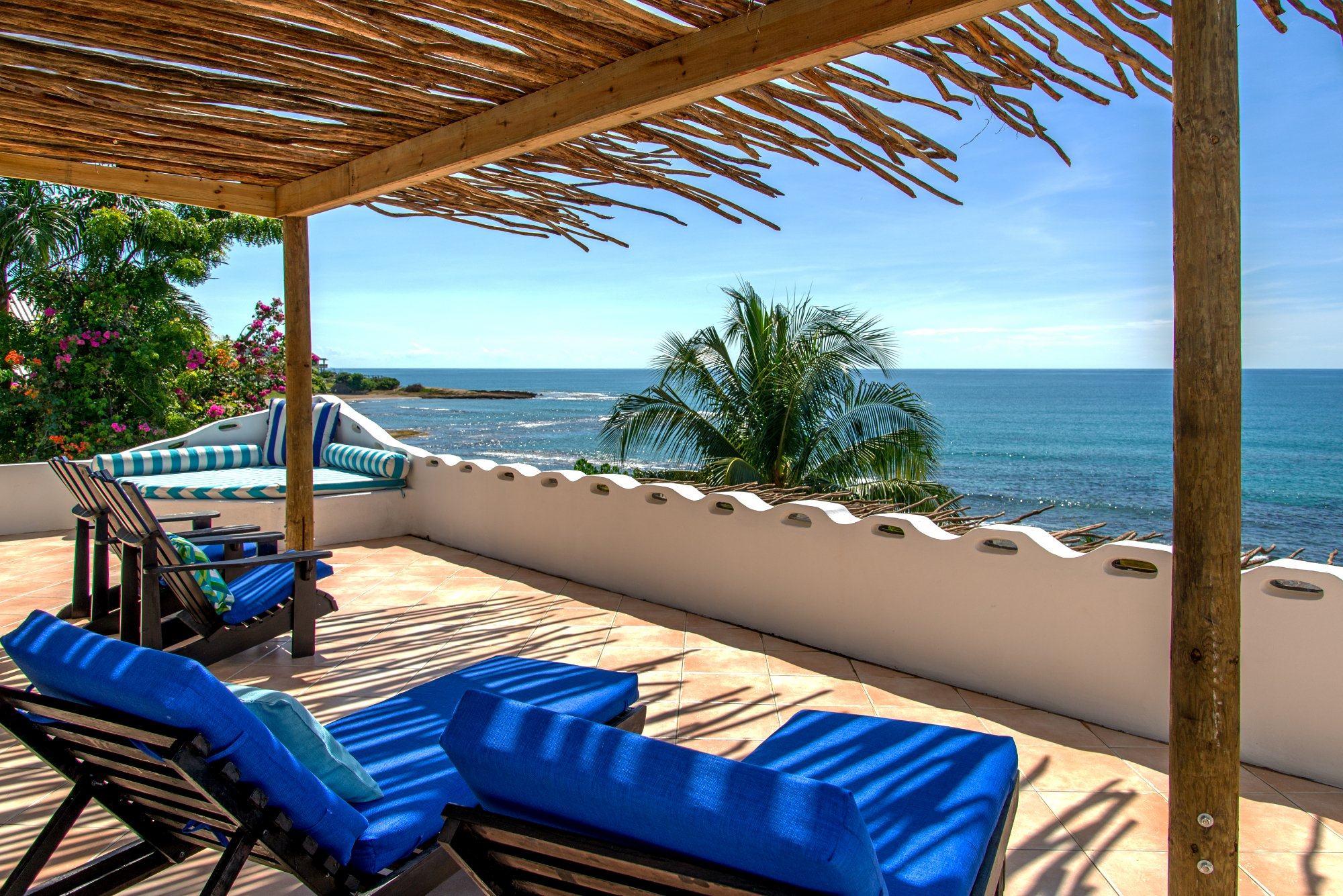 treasurebeachhotelsprivatetransferstoandfromnegril.. Jamaica