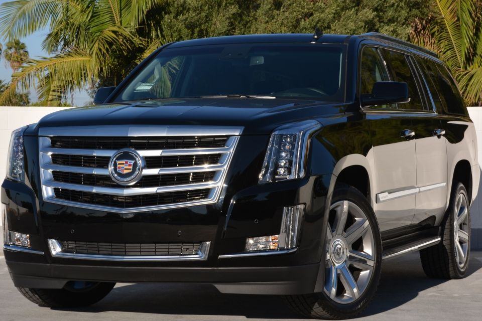 Kingston Airport Cadillac Escalade Transfers To Strawberry Hill Hotel