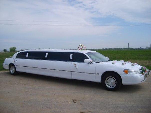 Wedding Limousine Rental Services Kingston