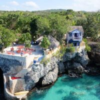 the-caves-villa-transfer-from-montego-bay-airport
