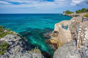 little-waters-on-the-cliff-transfer-from-montego-bay-airport