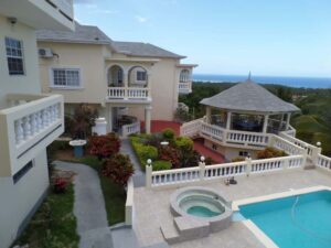 montego-bay-guest-houses-group-transfer-from-mbj-airport
