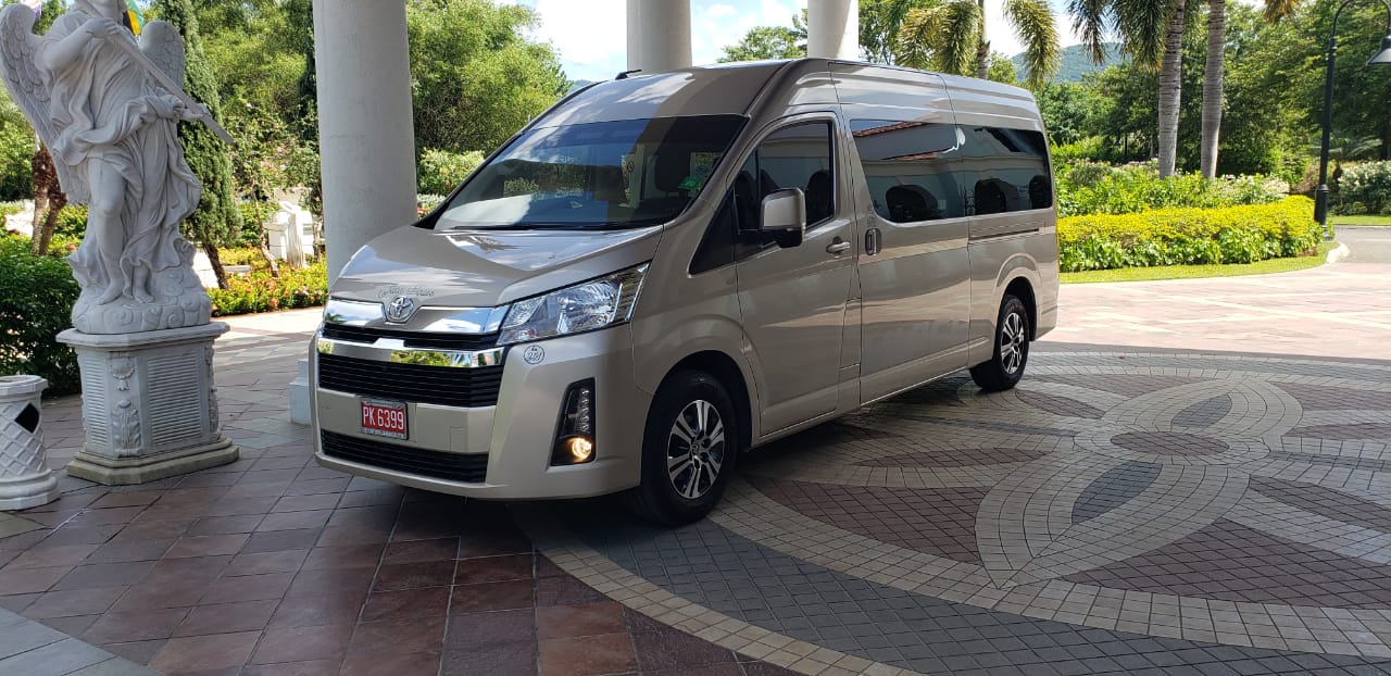 Kingston Private Transfer From Ian Fleming International Airport